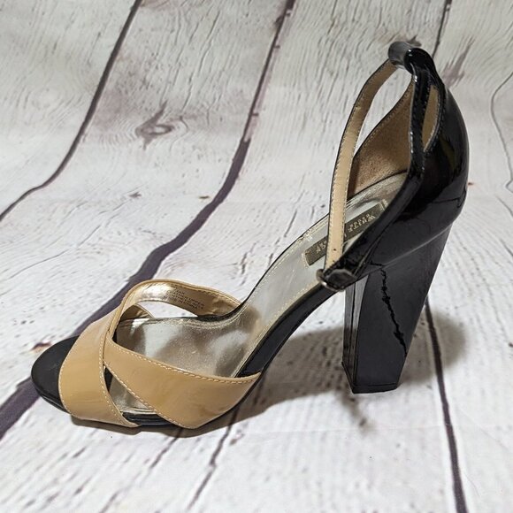 WHBM Patent Ankle Strap Block Heels  9 - Picture 4 of 10